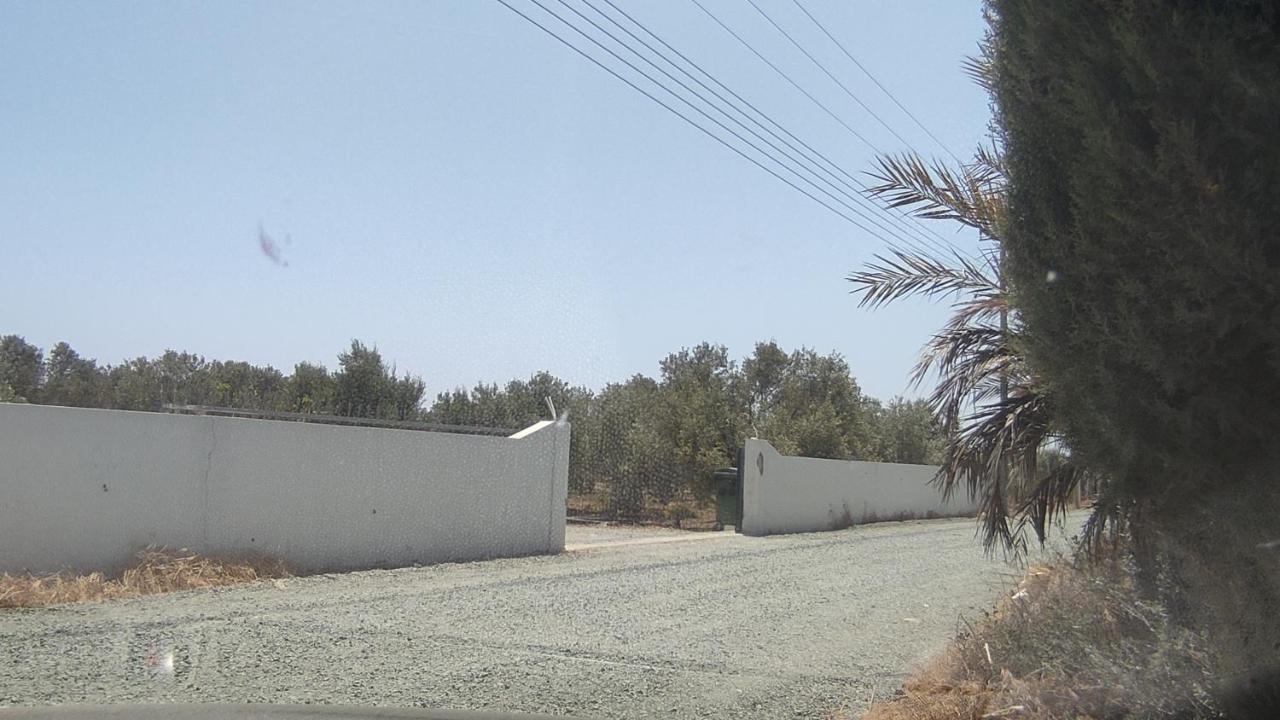 Kiti Village Villa, Cyprus, Salt-Water Pool, 6 Bedrooms, Larnaca Exterior foto